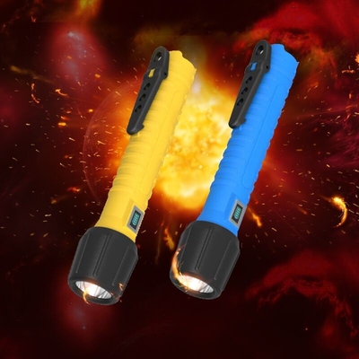 240 Lum IP 68 de Explosiebestendige Lader van USB van de Toortsoled Vertoning Magnetische