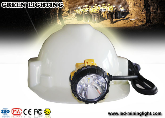 25000LUX de sterke helderheid 500 meters snakt de rechageable geleide koplamp van de verlichtingsafstand met 15hours-het lossen