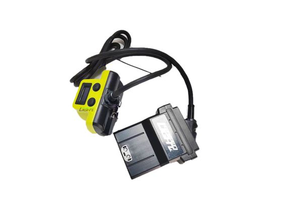 4.07W 14Ah Kabeld Led Mining Light IP68 Waterdicht 25000lux Impact Resistant Mining Cap Lamp met OLED-scherm voor Coal Gold Rock Mine