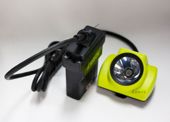 4.07W 14Ah Kabeld Led Mining Light IP68 Waterdicht 25000lux Impact Resistant Mining Cap Lamp met OLED-scherm voor Coal Gold Rock Mine