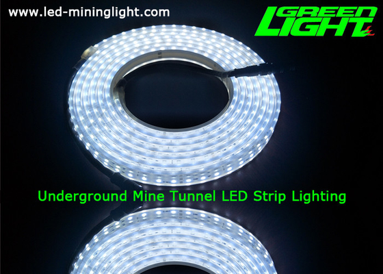 140 de Kleur die van LEDs 24V het Geleide Silicium Gal IP68 veranderen van Strooklichten SMD2835 17W