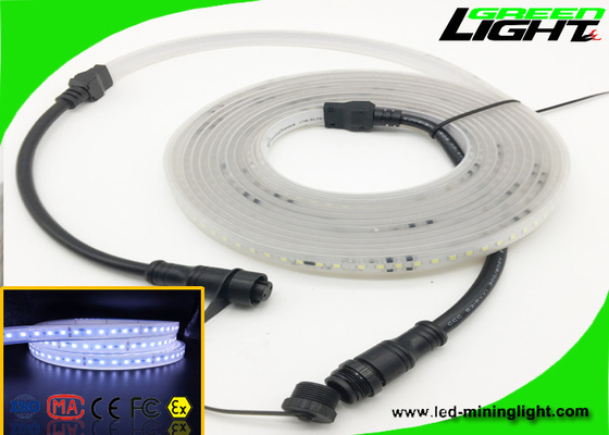 Rgb SMD 5050 Waterdichte Flexibele Geleide Strooklichten koelt het Witte Materiaal van Kleurensillicone