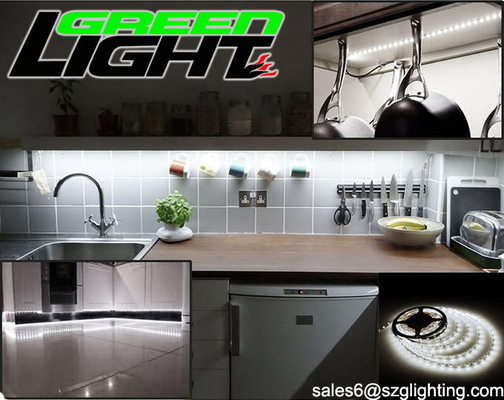 RGB SMD5050 LEIDENE van 12W IP65 Flexibele Strooklichten