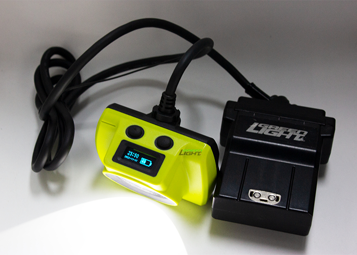 Hoge Helderheid 25000lux Veiligheid Ondergrondse Mijnwerker Cap Lamp Explosieveilig 530lum 14Ah Mijnlampen 60 uur Brandduur