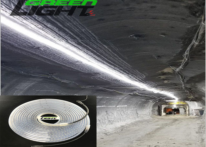 De veelkleurige Hoge Helderheid leidde de Strooklichten Waterdicht 36Volt SMD5050 Koel Wit voor Mijnbouwtunnel Openlucht